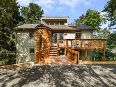 100 Grassy Gap Loop Road, Banner Elk, NC, 28604