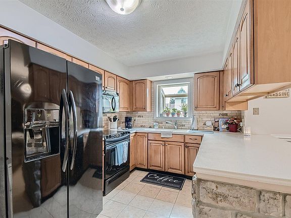 4th image of 7057 White Butterfly Ln