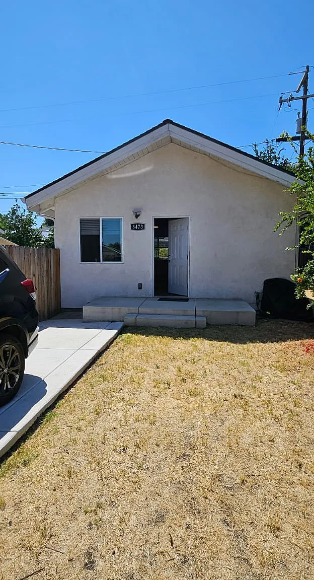 8459 N San Pablo Way — Photo 1