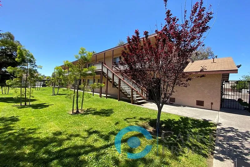 Building Photo - 925 Martin Dr #13
