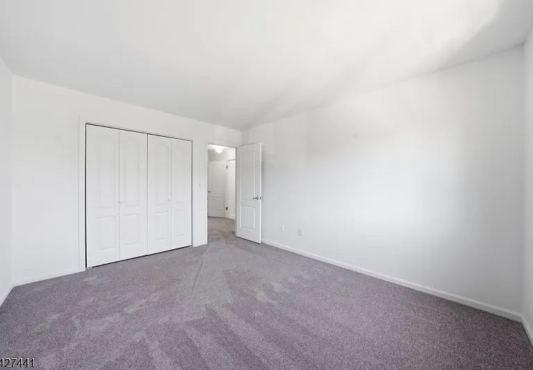 11 Deer Hill Ct — Photo 25