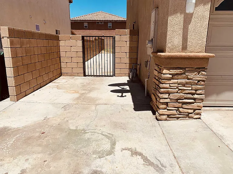 Side parking front of house