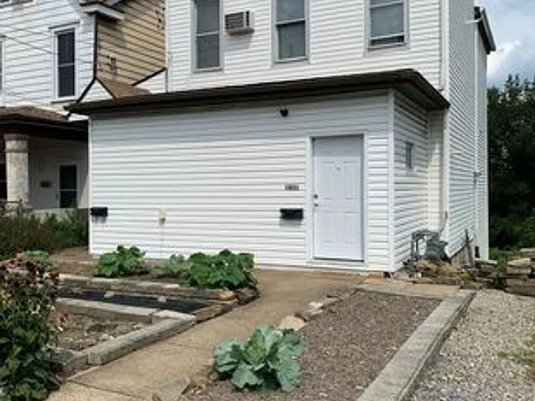 1831 arington ave — Photo 13