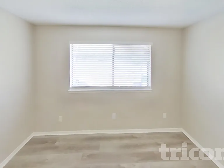 725 Villa Ridge Dr — Photo 11