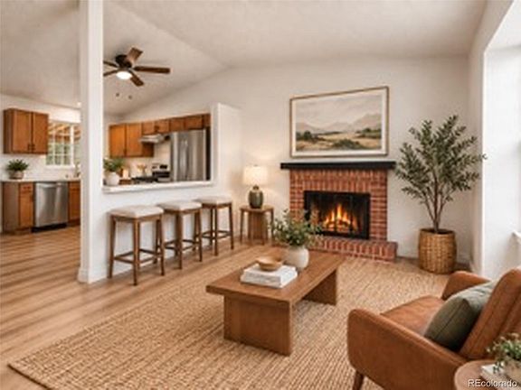 4th image of 5104 Columbus Way