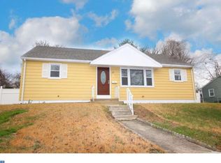 529 N Hildebrand Ave, Glendora, NJ 08029