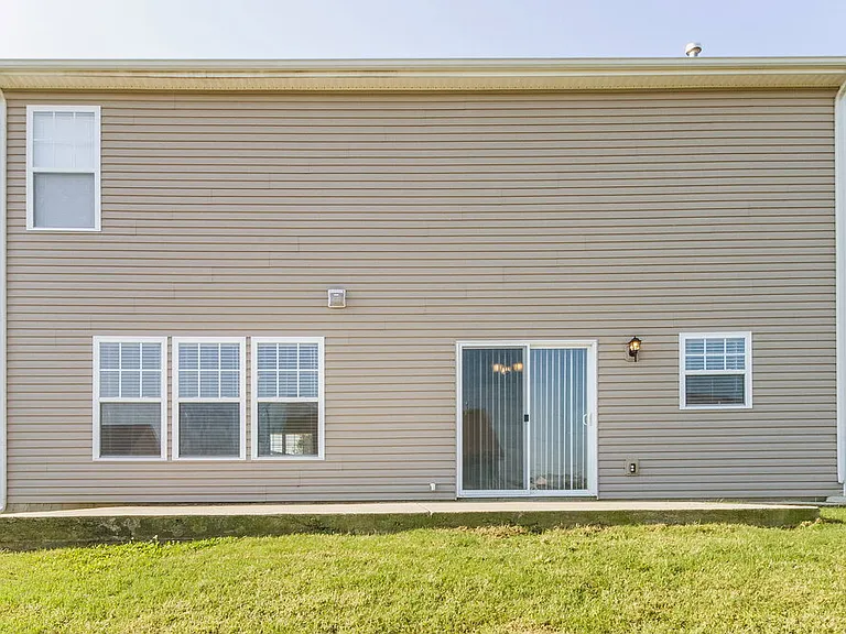 902 Grand Oak Dr — Photo 15