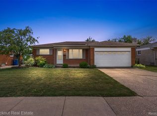 3242 Potomac Ave, Warren, MI 48091