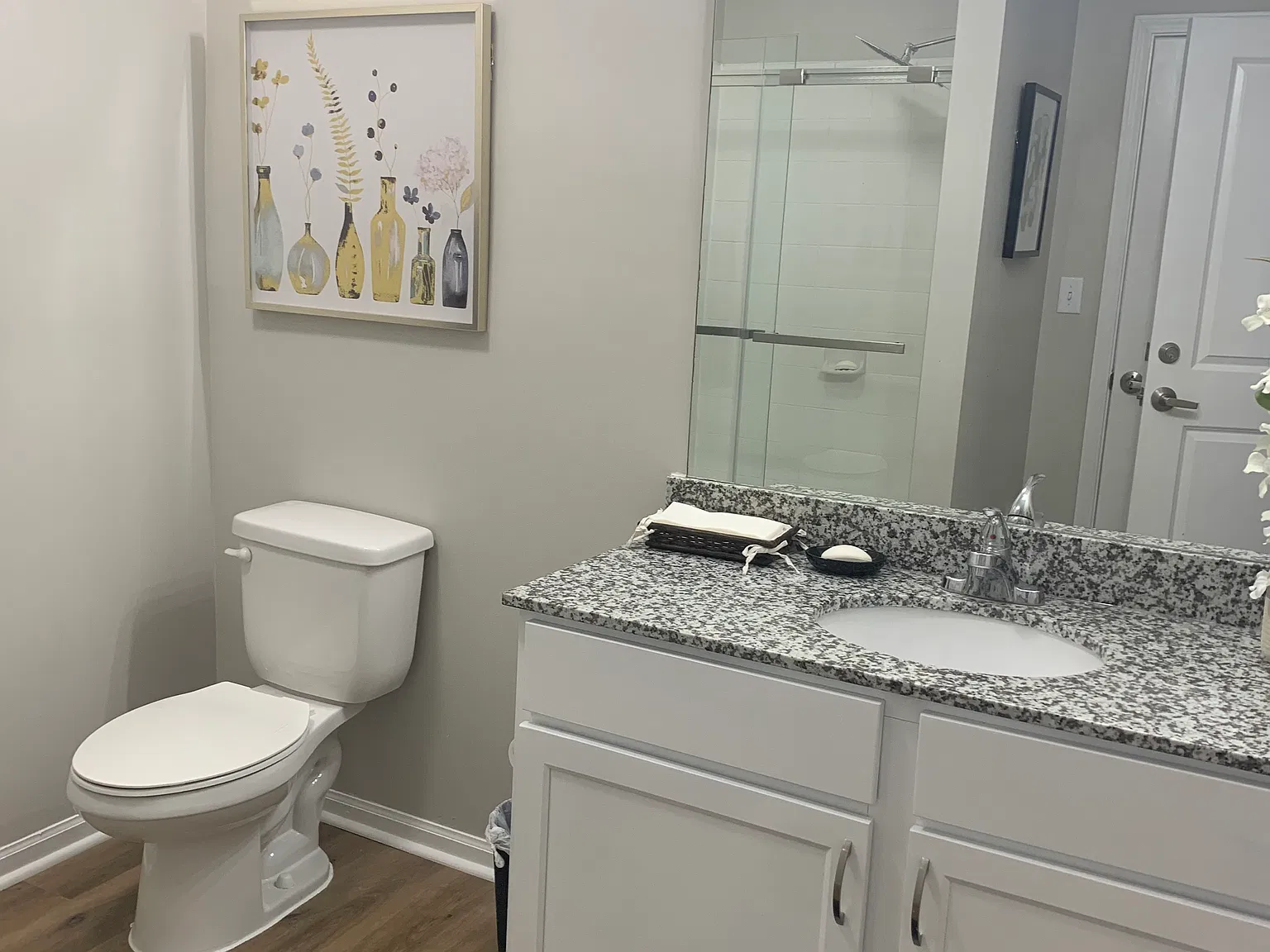4 bed, 1920 sqft, $4,600 — Photo 4