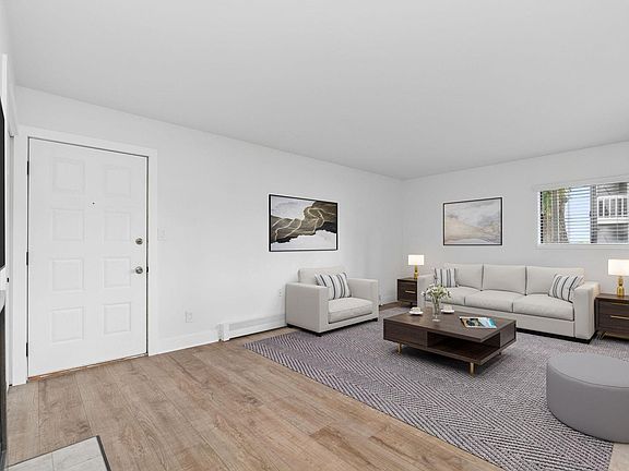 4th image of 3515 28th St #106
