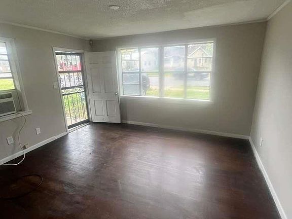 3rd image of 1808 Jefferson Ave SW