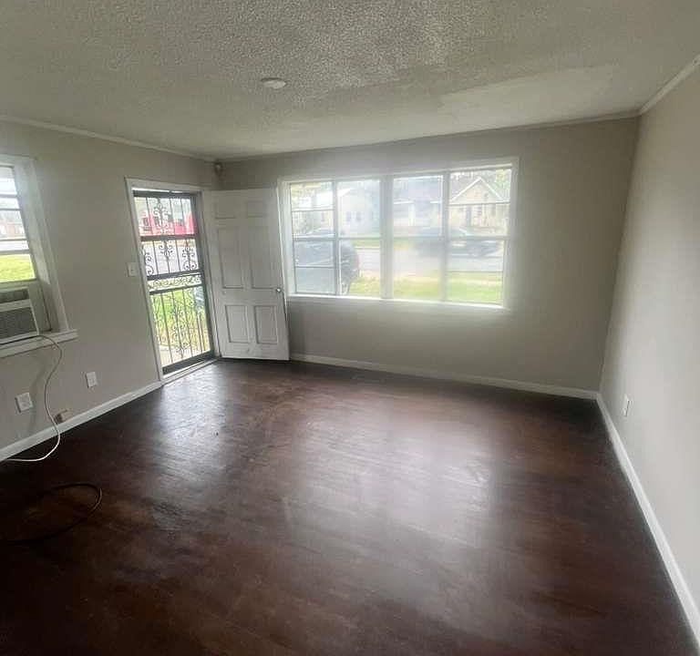 1st image of 1808 Jefferson Ave SW