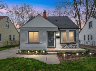 24270 Cloverlawn St, Oak Park, MI