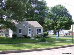 353 W 19th St, Fremont, NE 68025