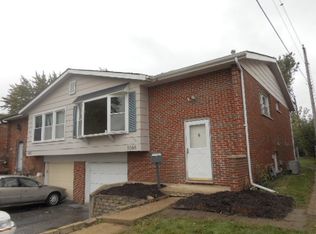 1086 Countryside Dr, Hanover Park, IL 60133