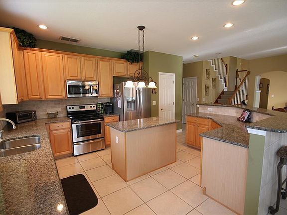 5th image of 458 Flora Creek Ct