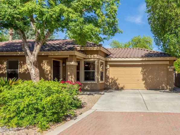 2424 E PEACH TREE Drive, Chandler, AZ 85249