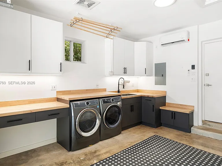 415 Navarre Ave — Photo 23