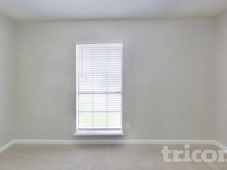 5030 Ridgecreek Dr — Photo 12