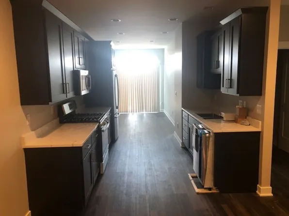 687 Prairie Blvd, Dakota Dunes, SD 57049