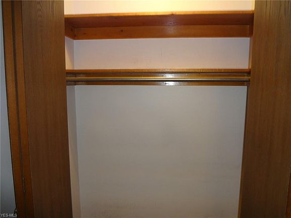 4th image of 2145 NW Blvd Nw