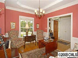 3rd image of 637 Deerfield Dr