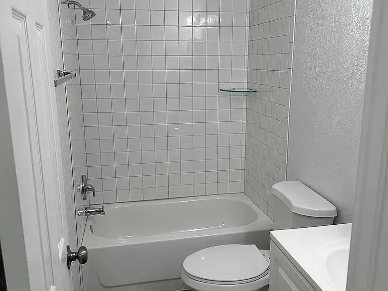 2 bed, 700 sqft, $1,245 — Photo 4