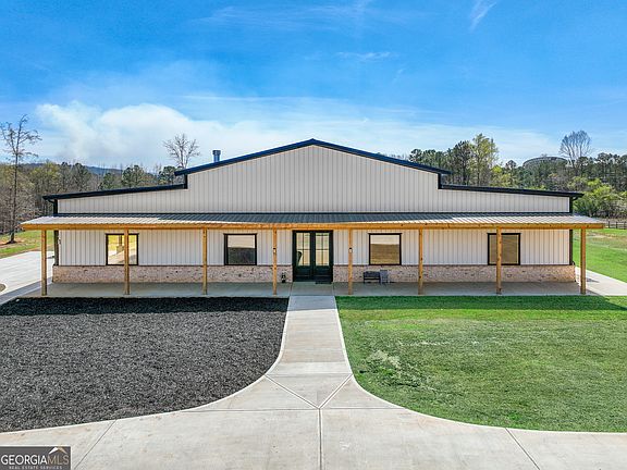 3rd image of 3873 Cove Rd