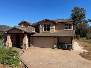 1641 Silver Tree Ln, Escondido, CA 92026