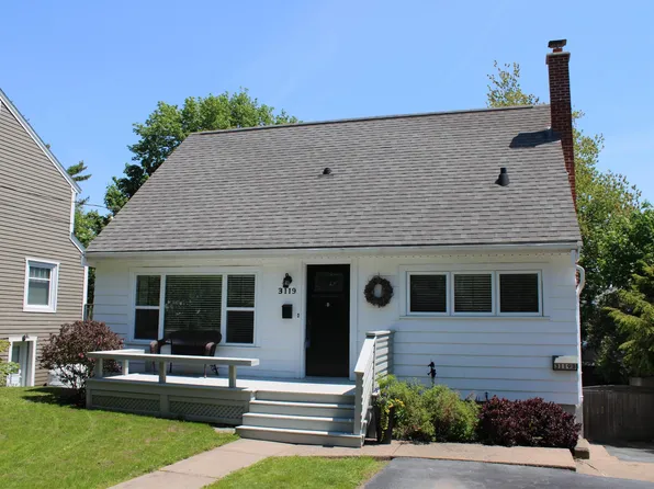 3119 Ashburn Ave, Halifax, NS B3L 4B8