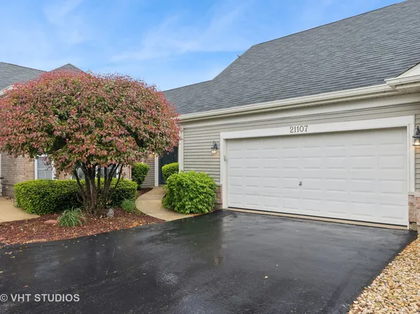 21107 W Cypress Ct, Plainfield, IL 60544