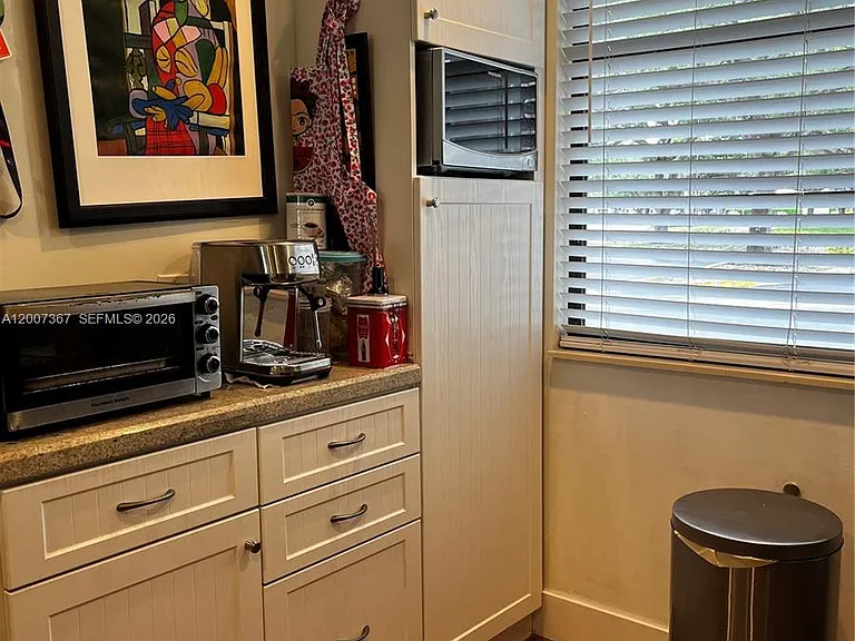 1518 Whitehall Dr #104 — Photo 15