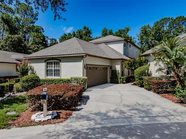5224 Fairway One Dr, Valrico, FL 33596