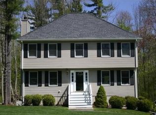 25 Amy Lynne Ln, Haverhill, MA 01832