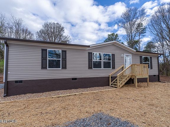 3rd image of 108 Ratledge Rd