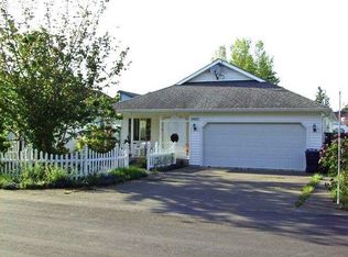 1921 28th Pl, Florence, OR 97439