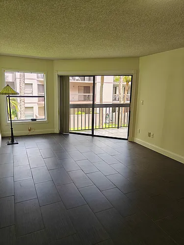 8820 SW 132nd Pl #206-D Photo 1