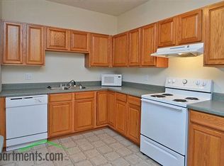 2406 Chiswick Dr APT 13, Champaign, IL 61820