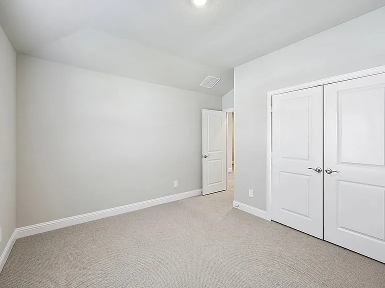 5910 Broadacre Dr — Photo 8