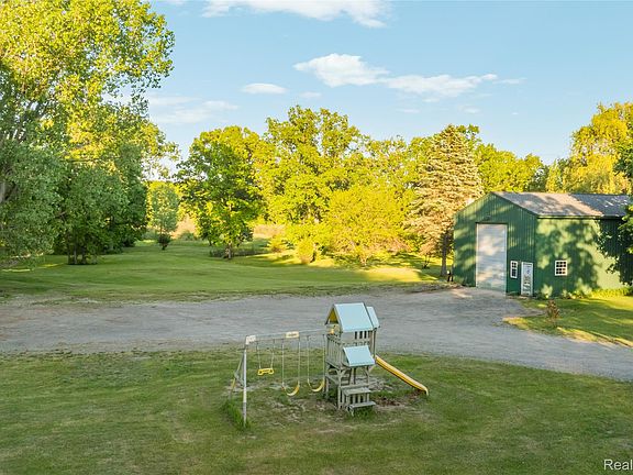 3rd image of 8460 Fish Lake Rd
