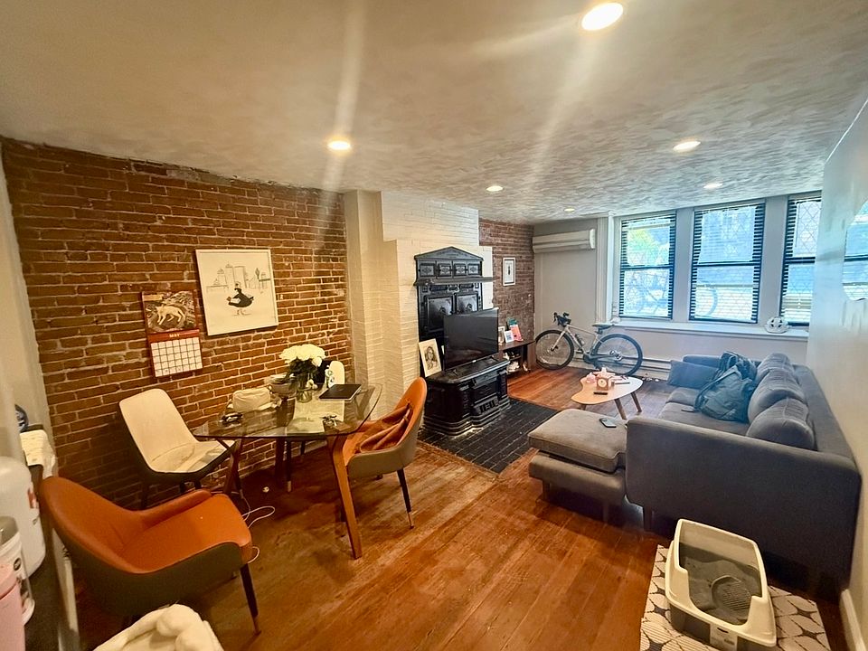 1st image of 211 Beacon St #B