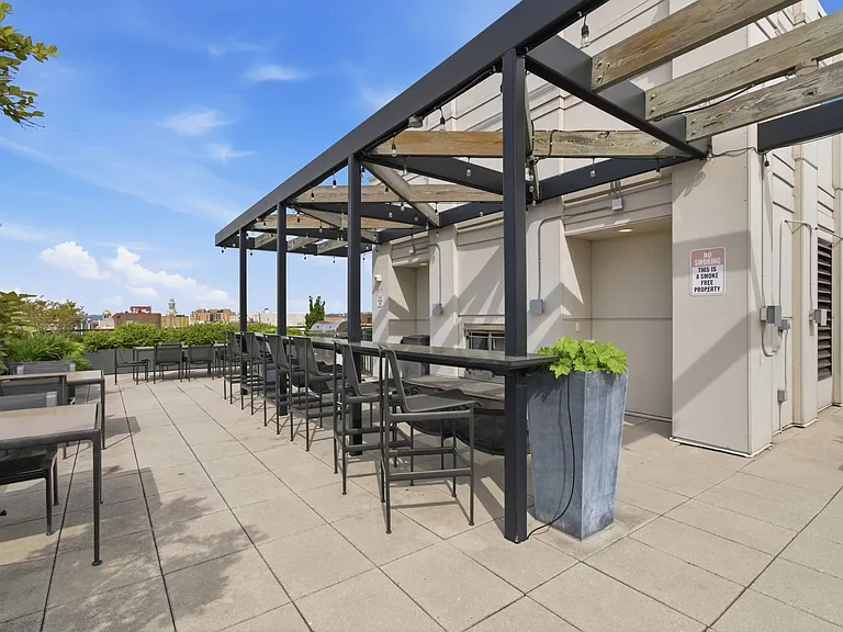 1011 M St NW #504 — Photo 28