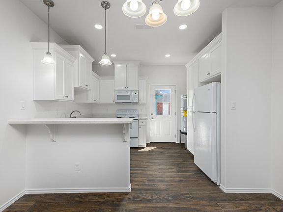 4th image of 324 N Virginia Ave APT A