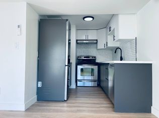 26 Annapearl Ct #C, Toronto, ON M2N4H5