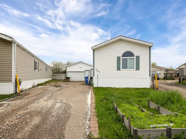 147 N Cree Ln, Wood Buffalo, AB T9K 1Y5