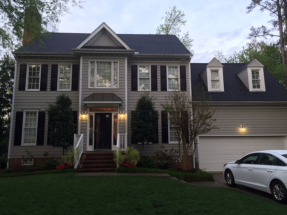 2nd image of 107 Maclaurin St