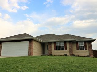 710 W Christopher Ln, Clever, MO 65631