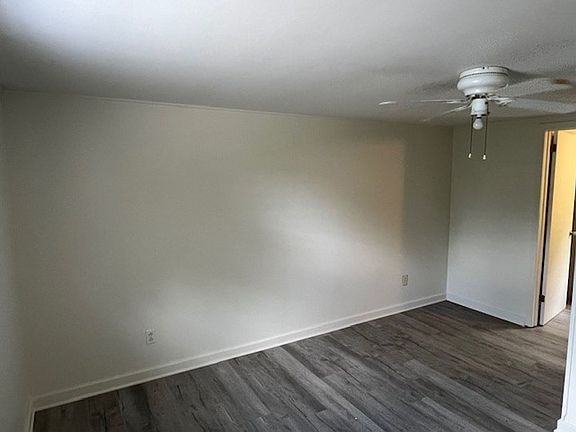 5th image of 1628 1/2 Bryant Ct