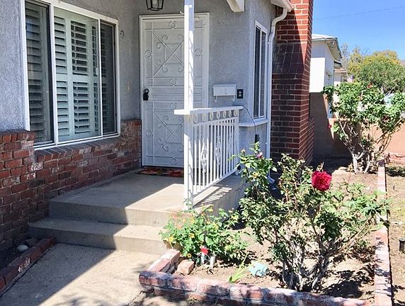 2nd image of 1627 N Catalina St