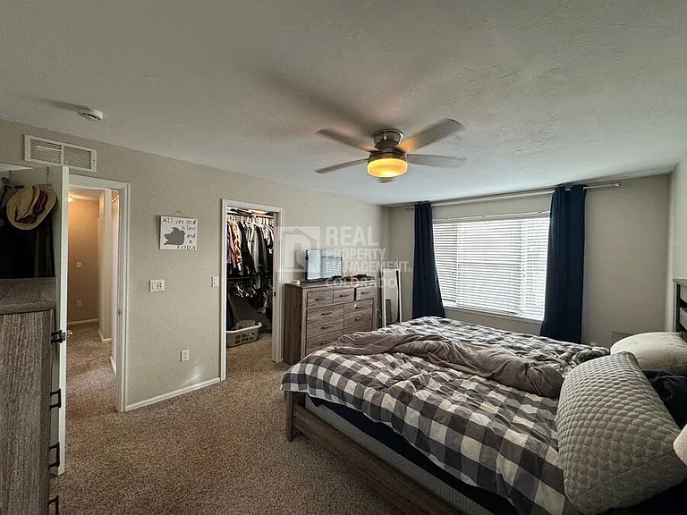 1615 S Chester Ct — Photo 11